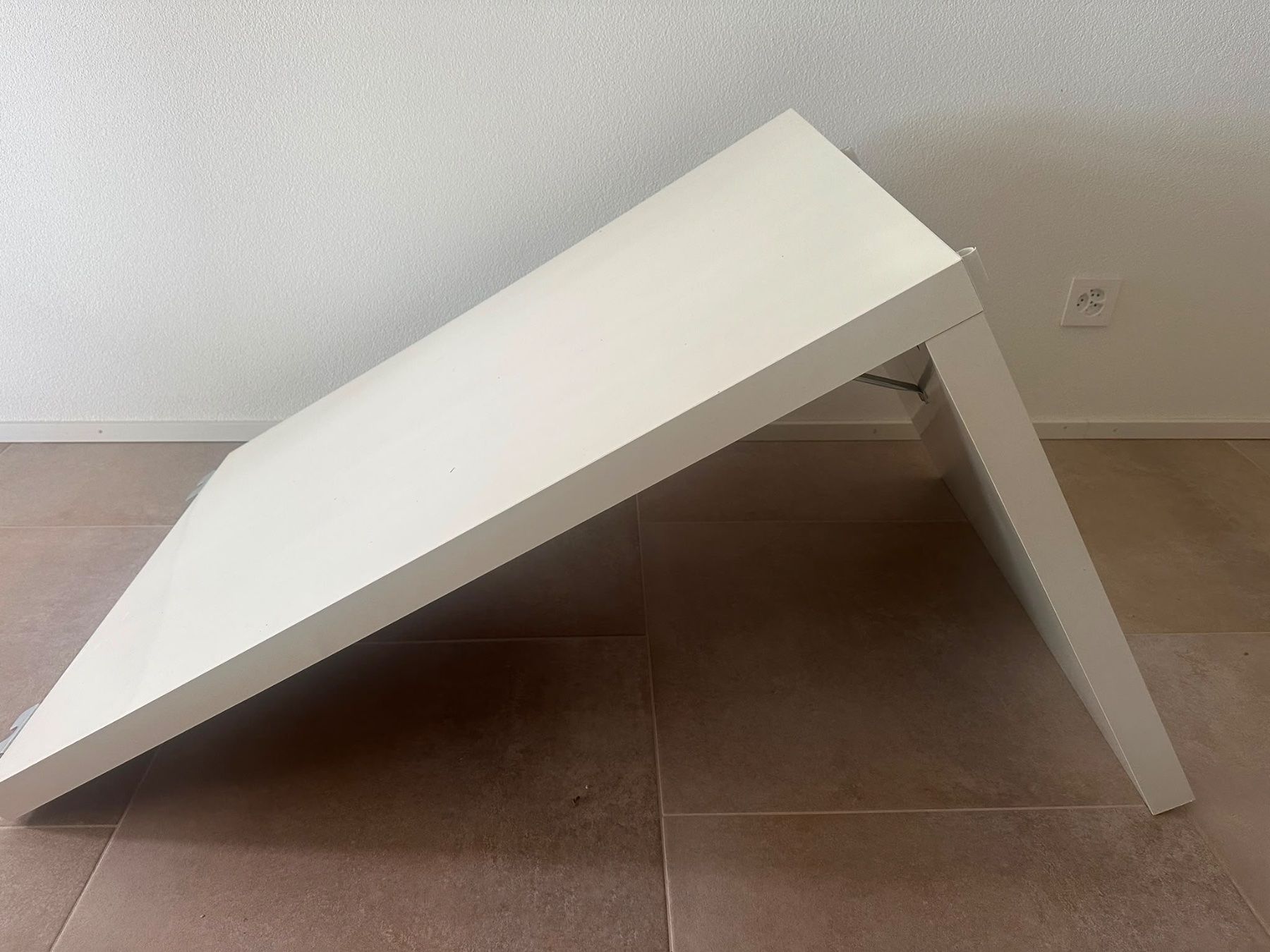 Ikea Bureaux: Pult zu Kallax – D'occasion à Klingnau par Takyma03