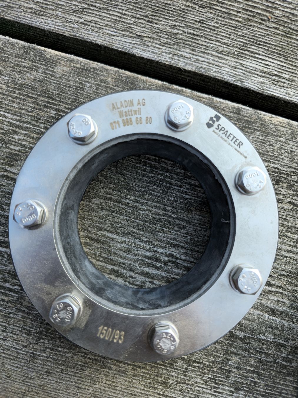 Sanitär: Pressring / Flansch 150/93 mm - neu – Neu und originalverpackt aus Frümsen von M.dnaleiw