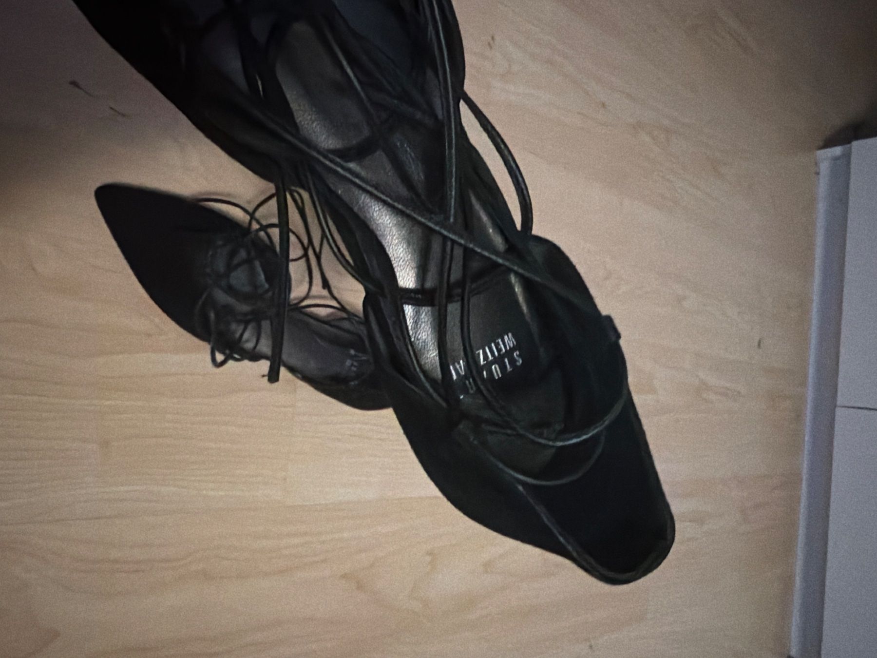 Stuart Weitzman Scarpe da donna: Stuart Weitzman Women's Lace Up Ballet Flats – Nuovo (secondo la descrizione) da Hettlingen venduto da blu_tb6z 1