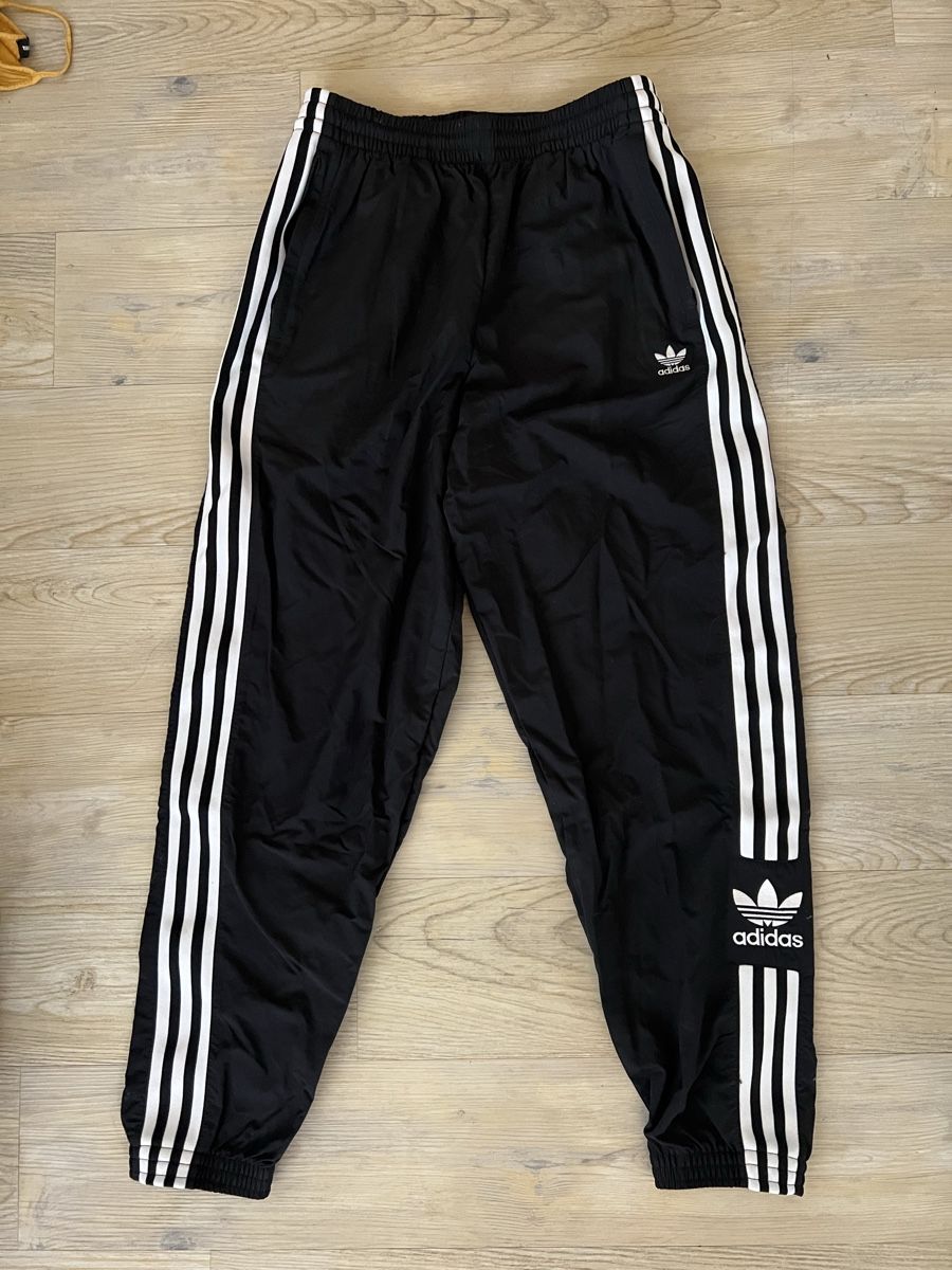 Adidas Hosen: Adidas Trainingshose schwarz – Neu (gemäss Beschreibung) aus Adelboden von Second_Life_CH