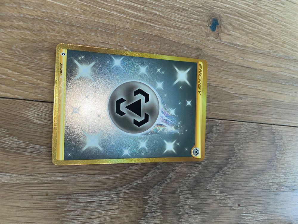 Gold metal energy 237/203 evolving skies 2021 Kaufen auf Ricardo