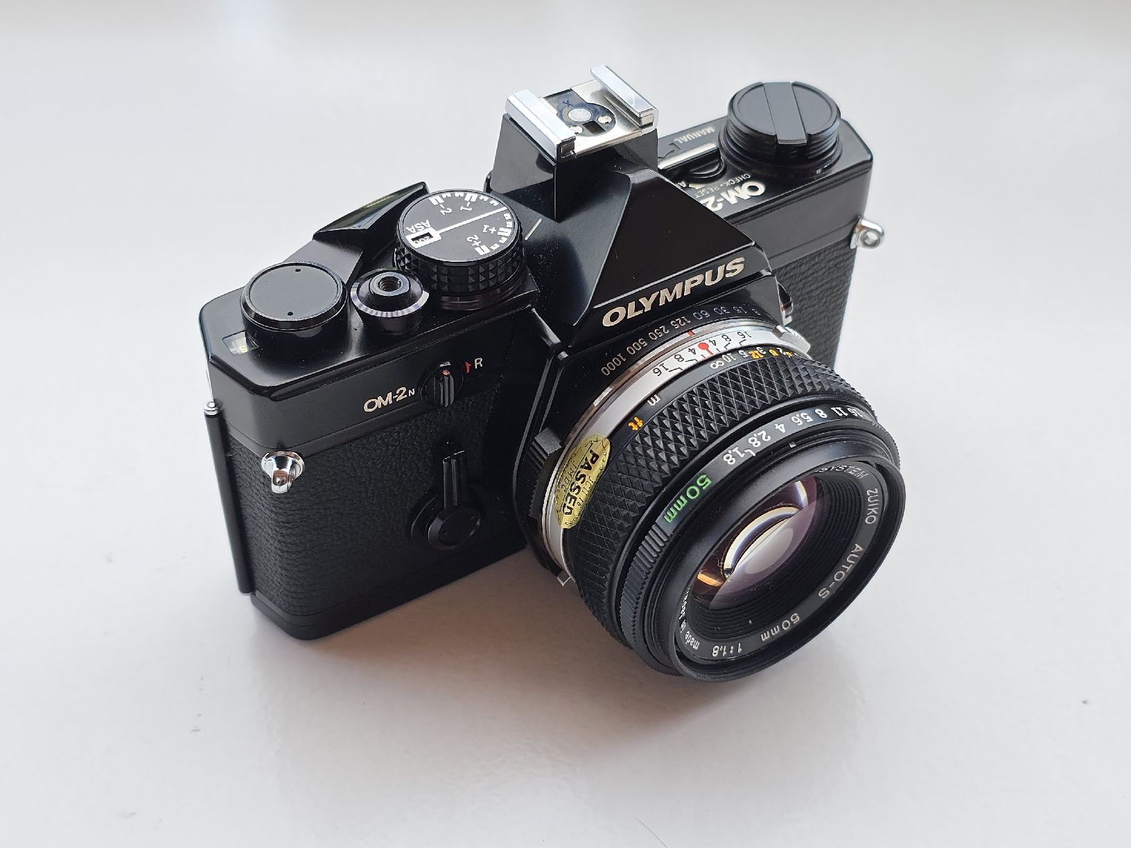 Olympus Kamera: Olympus OM-2N, set complet – Gebraucht aus Arolla von AC86 1