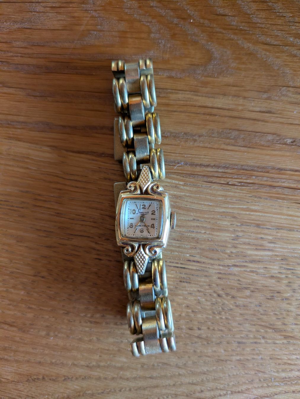 Uhren: Uhr Lunesa Vintage – Gebraucht aus Schneisingen von tiziana_v01