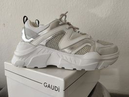 Gaudi sneakers white silver mesh size 39 new