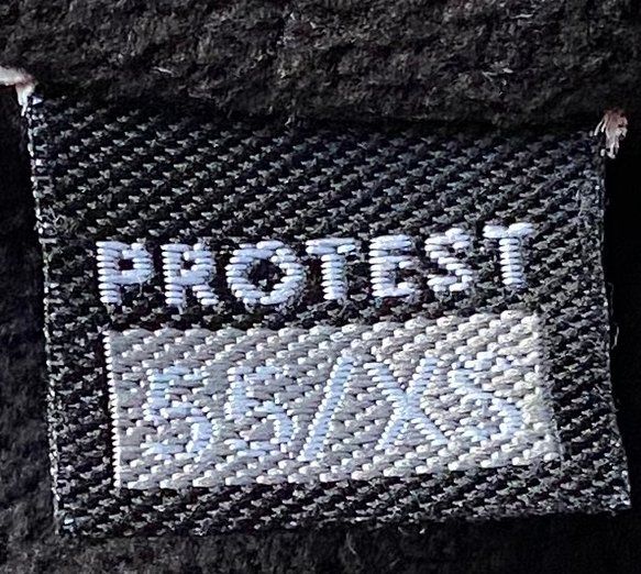 Altro abbigliamento per bambino: Bonnet Protest  t.55 cm – Usato da Peseux venduto da Gilloss 4