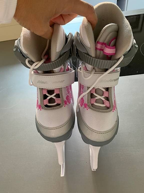 Pattini da ghiaccio: Neuwertige Schlittschuhe - Micro Ice Mädchen Bladerunner – Nuovo (secondo la descrizione) da Altendorf venduto da Pippa4 3