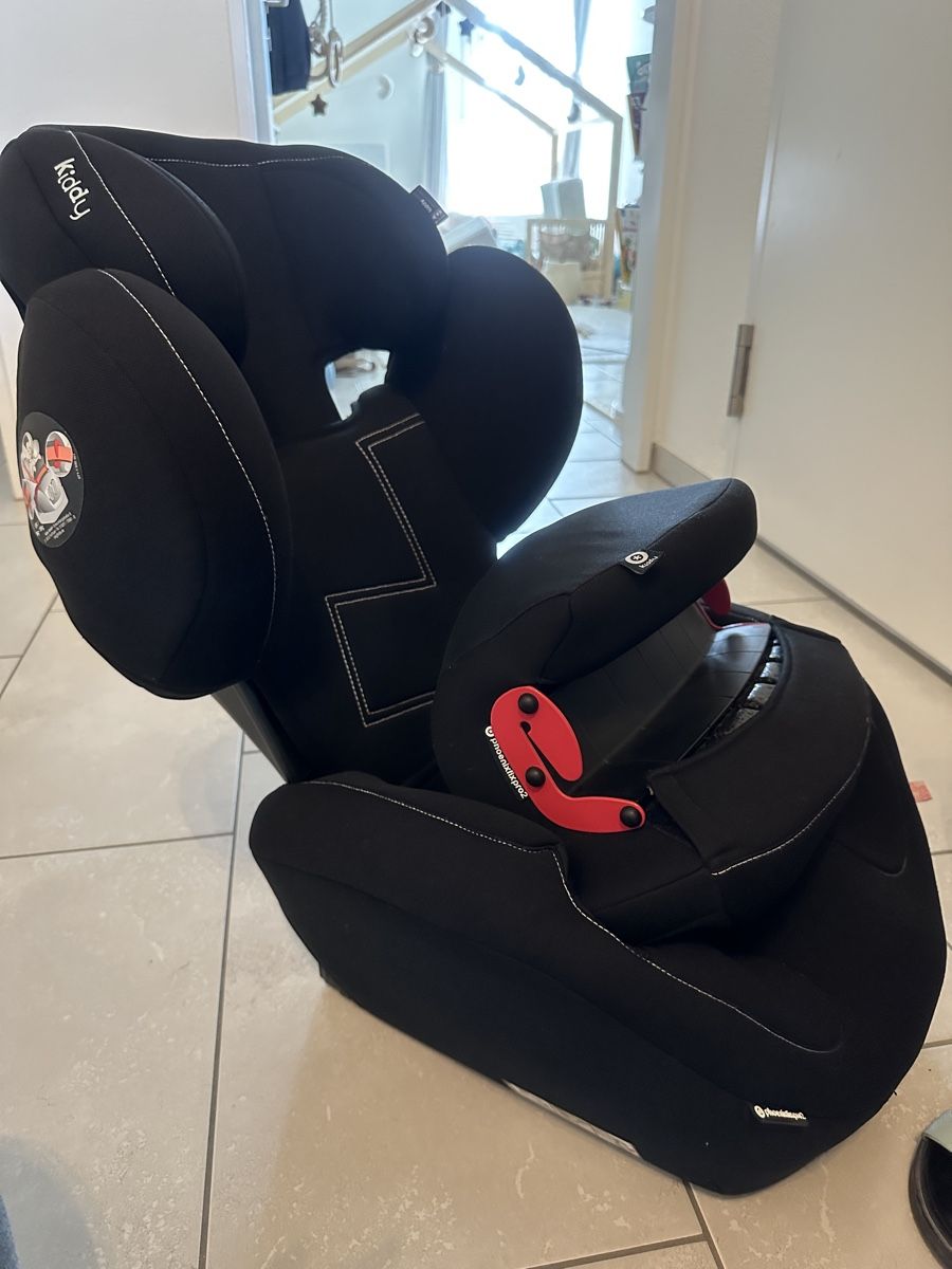 Seggiolini per auto: Kiddy Kindersitz Phoenixfix Pro 2 – Usato da Zürich venduto da per03