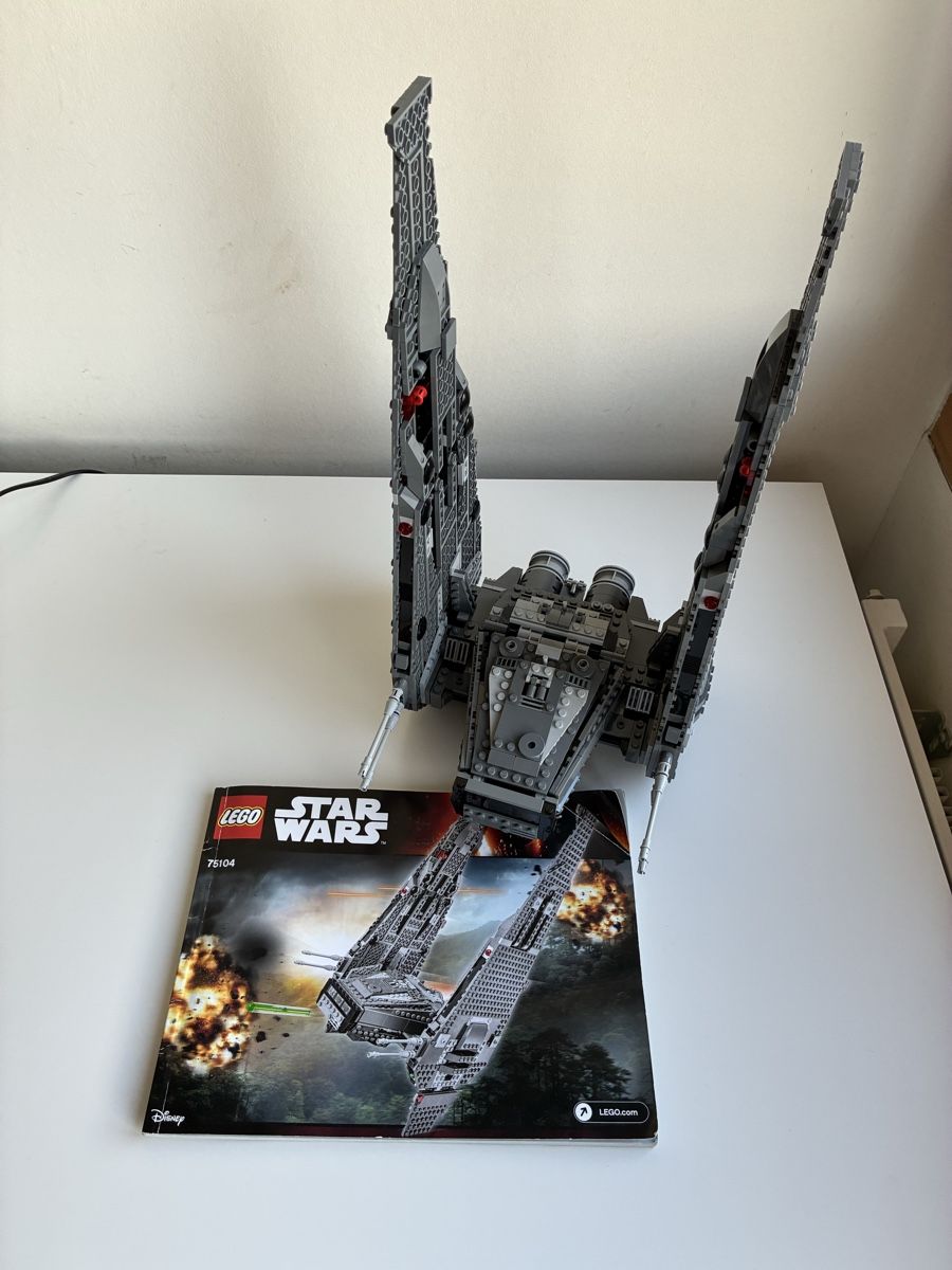 Lego Giocattoli: Lego Star Wars Kylo Ren‘s Command Shuttle 75104 – Nuovo (secondo la descrizione) da Speicher venduto da spla03