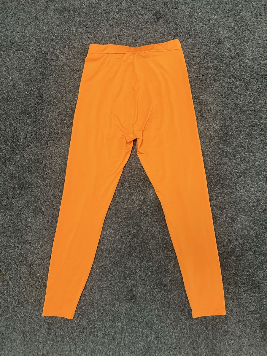 Leggings: Loungewear, Zweiteiler Gr.M – D'occasion à Effretikon par Briga.S. 6
