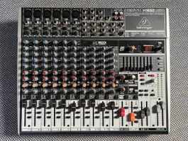 Behringer XENYX X1832USB Mischpult 