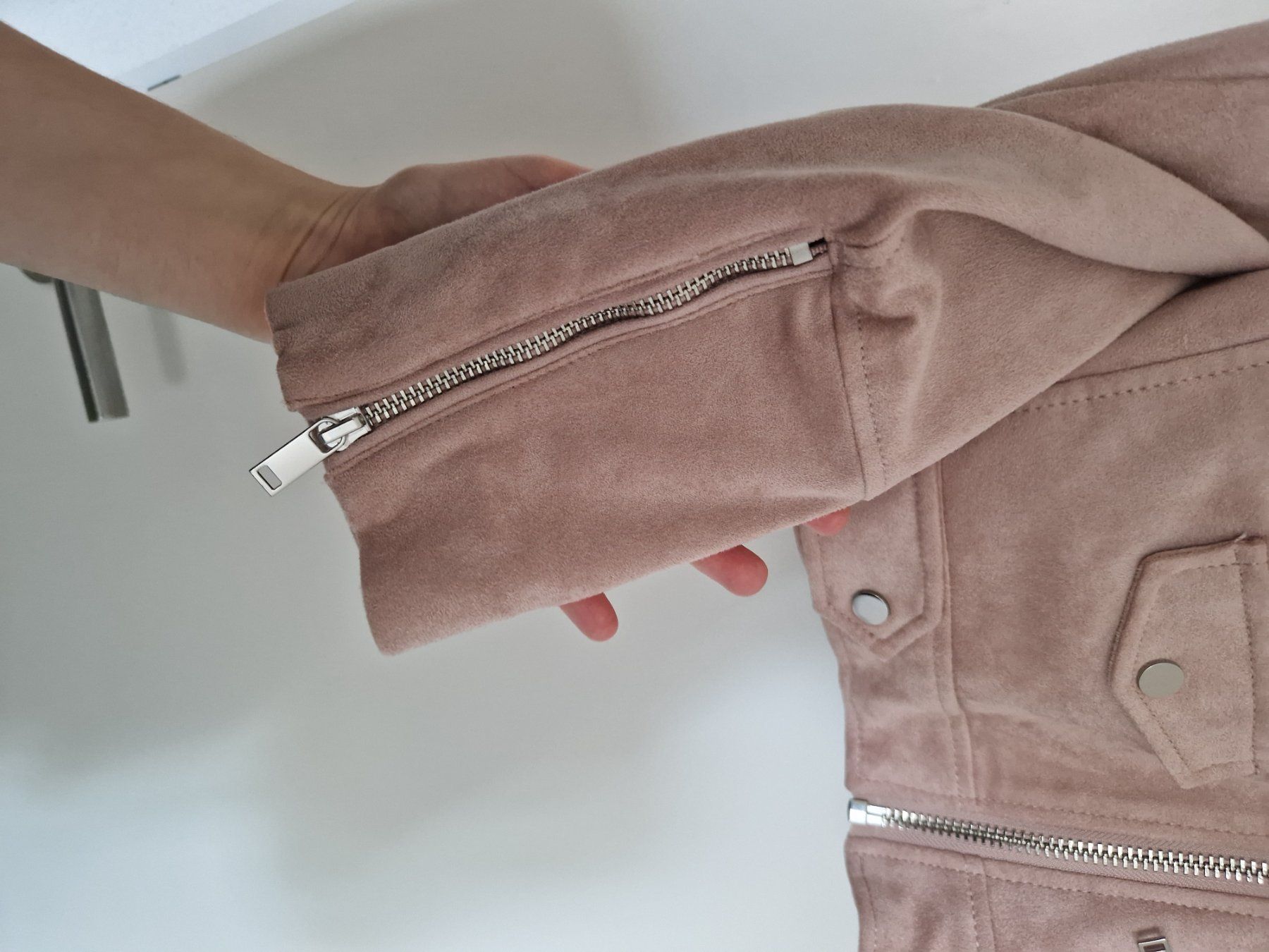 H&M Giacche: puderrosa Jacke – Usato da Kloten venduto da kst_j6vw 3