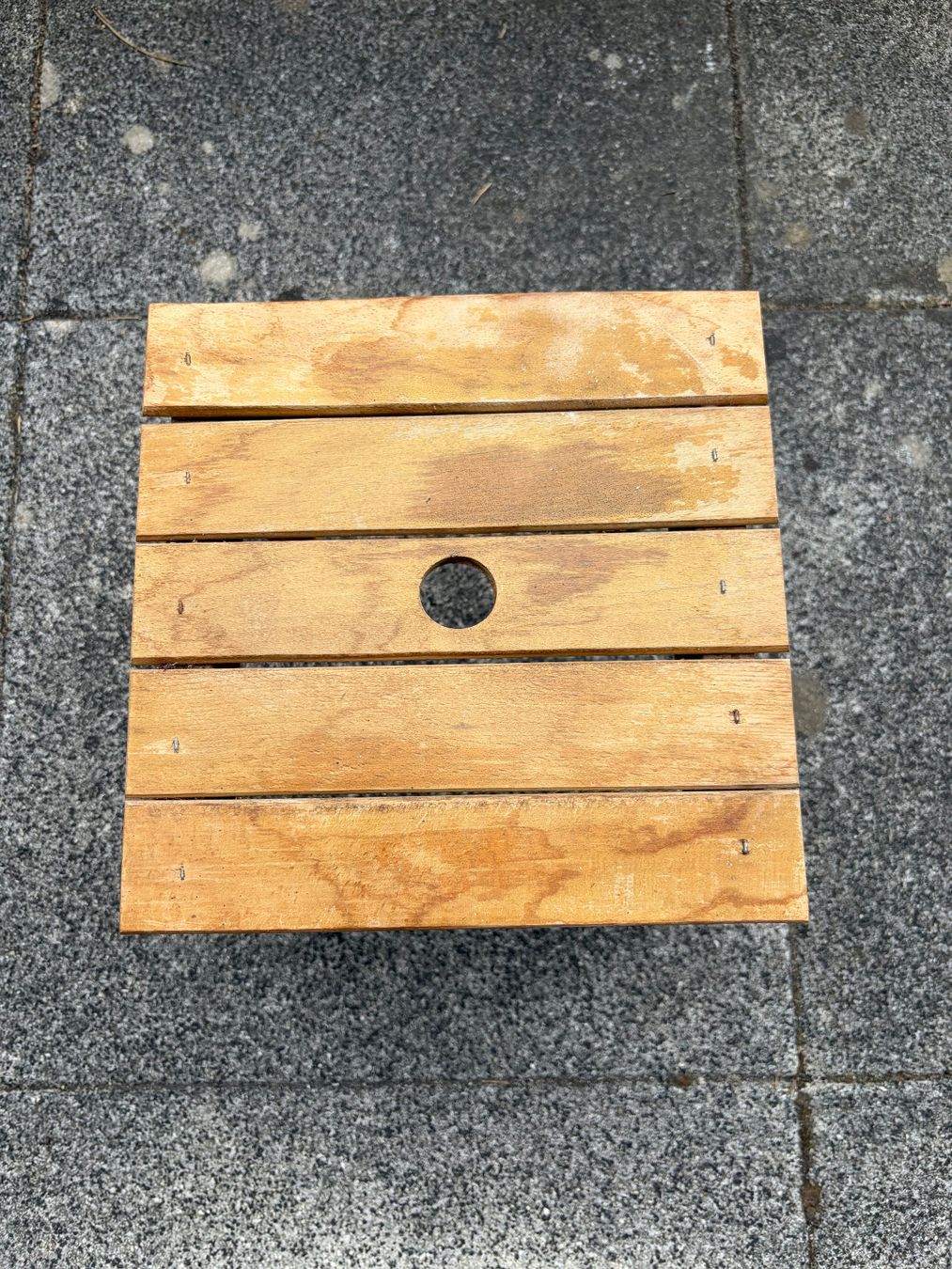Sgabelli: Ancien Tabouret en Bois Massif – Usato da Vallamand venduto da Bricbracbroc82 3