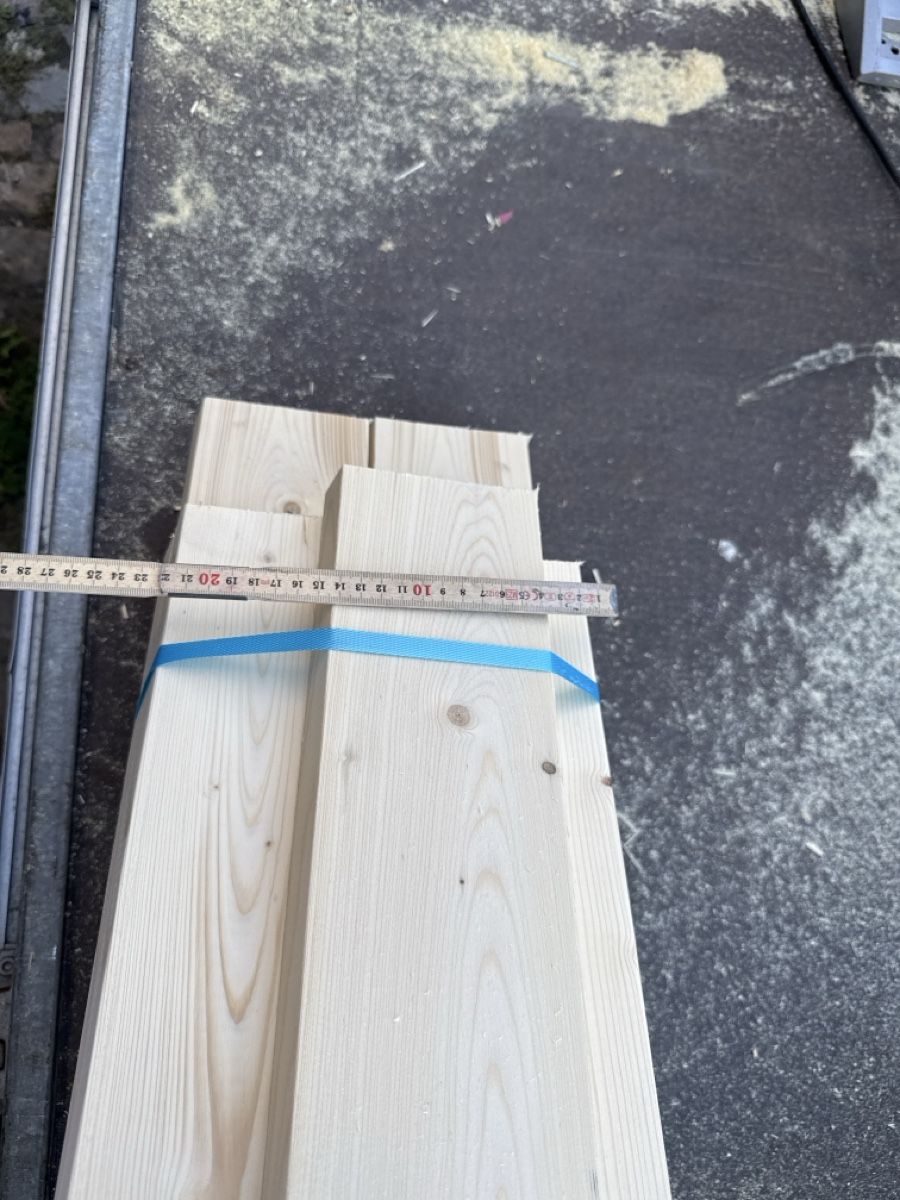 Articoli in legno: Brennholz  – Usato da Langnau i. E. venduto da Acrjl 1