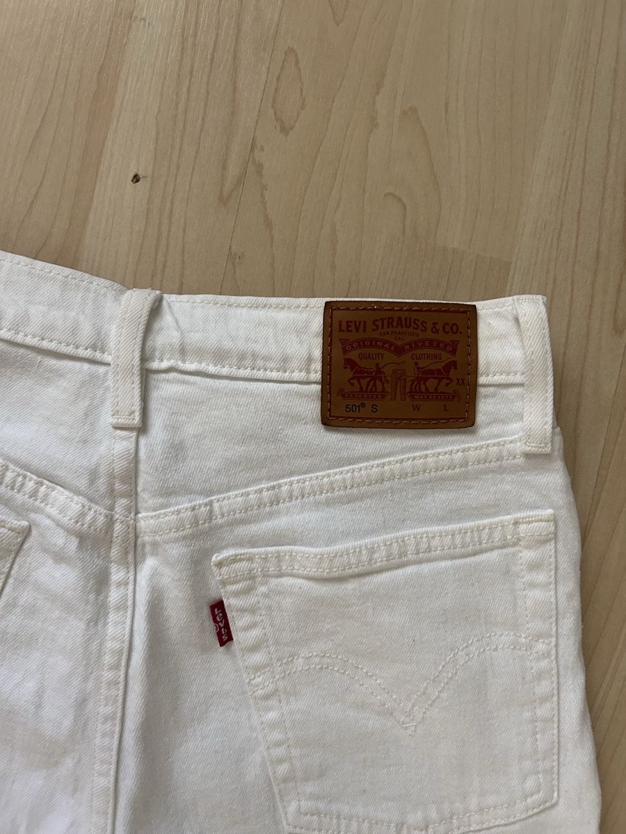Levi's Jeans: Levis 501 weiss – Neu (gemäss Beschreibung) aus Zofingen von roj_ms9t 2