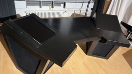 Studio-Desk / Producer-Tisch (MDF schwarz) mit integriertem