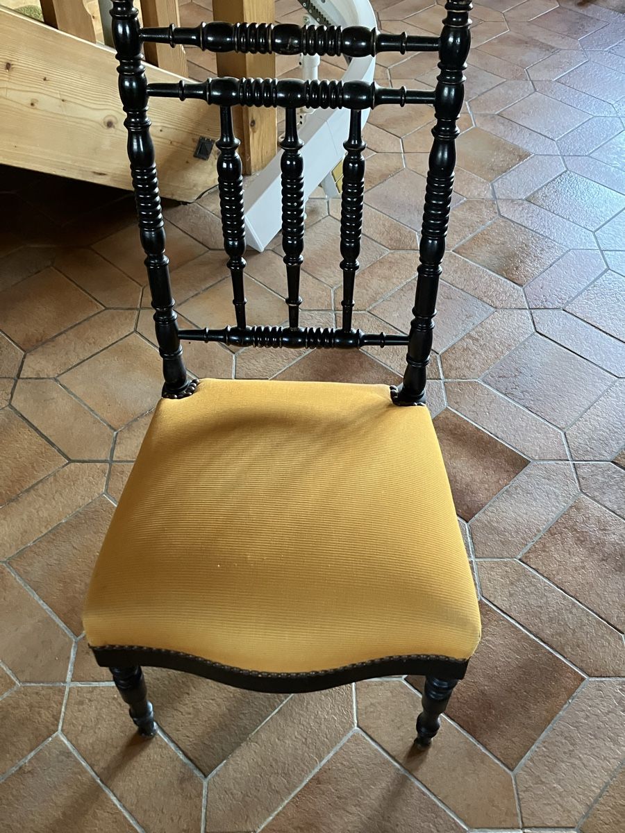 Stühle: Chaise  – Gebraucht aus Granges-Marnand von luciole04