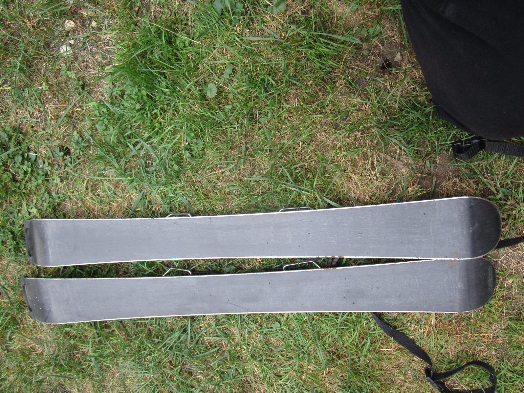 Skis: Snowblades OBSCURE FX3 98cm – Gebraucht aus Ottikon von Locomotive01 6