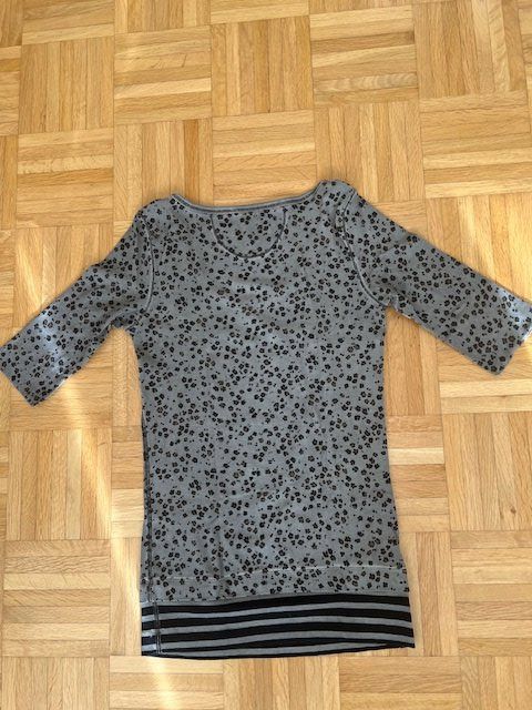 Marc Cain T-shirt: "Marccain" Long - Shirt Gr. N2 = 36 – Nuovo (secondo la descrizione) da Walenstadt venduto da ricamul 5