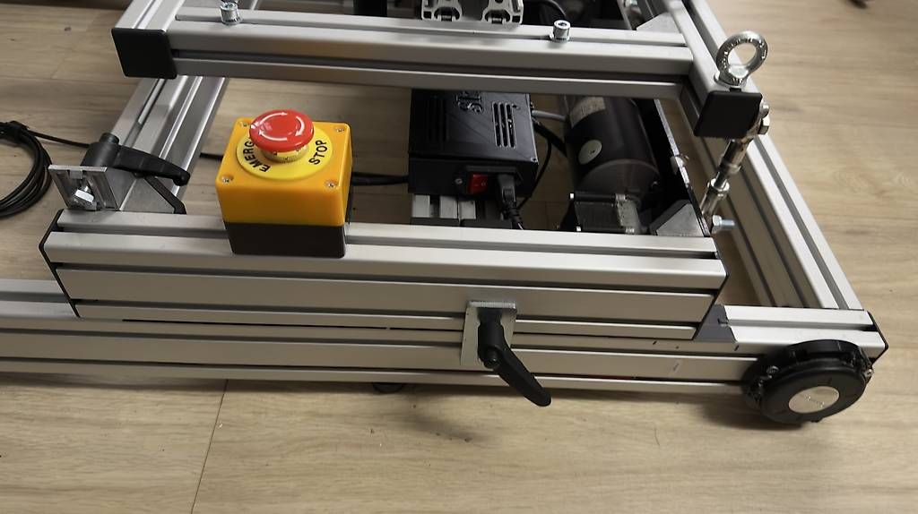 Tutte le macchine: Châssis simracing dynamique 2DOF sans accessoires – Usato da Eclagnens venduto da grandchamps 4