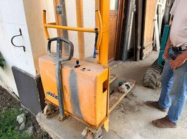 Elektrischer Hochhubwagen / Ameise / Deichselstapler WP 10 M