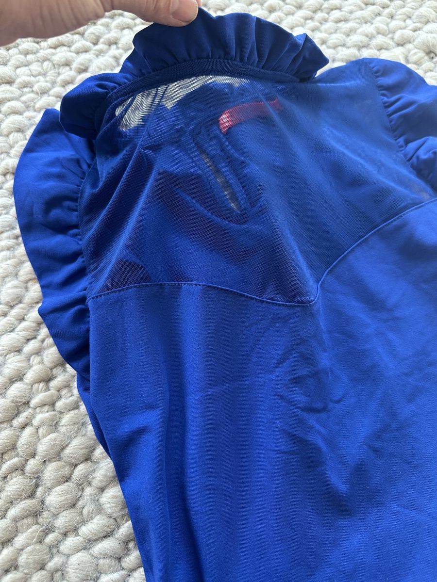 Tops: BLAUES OBERTEIL MIT MESH-EINSATZ – Neu (gemäss Beschreibung) aus Schaffhausen von rot_yyy7 1