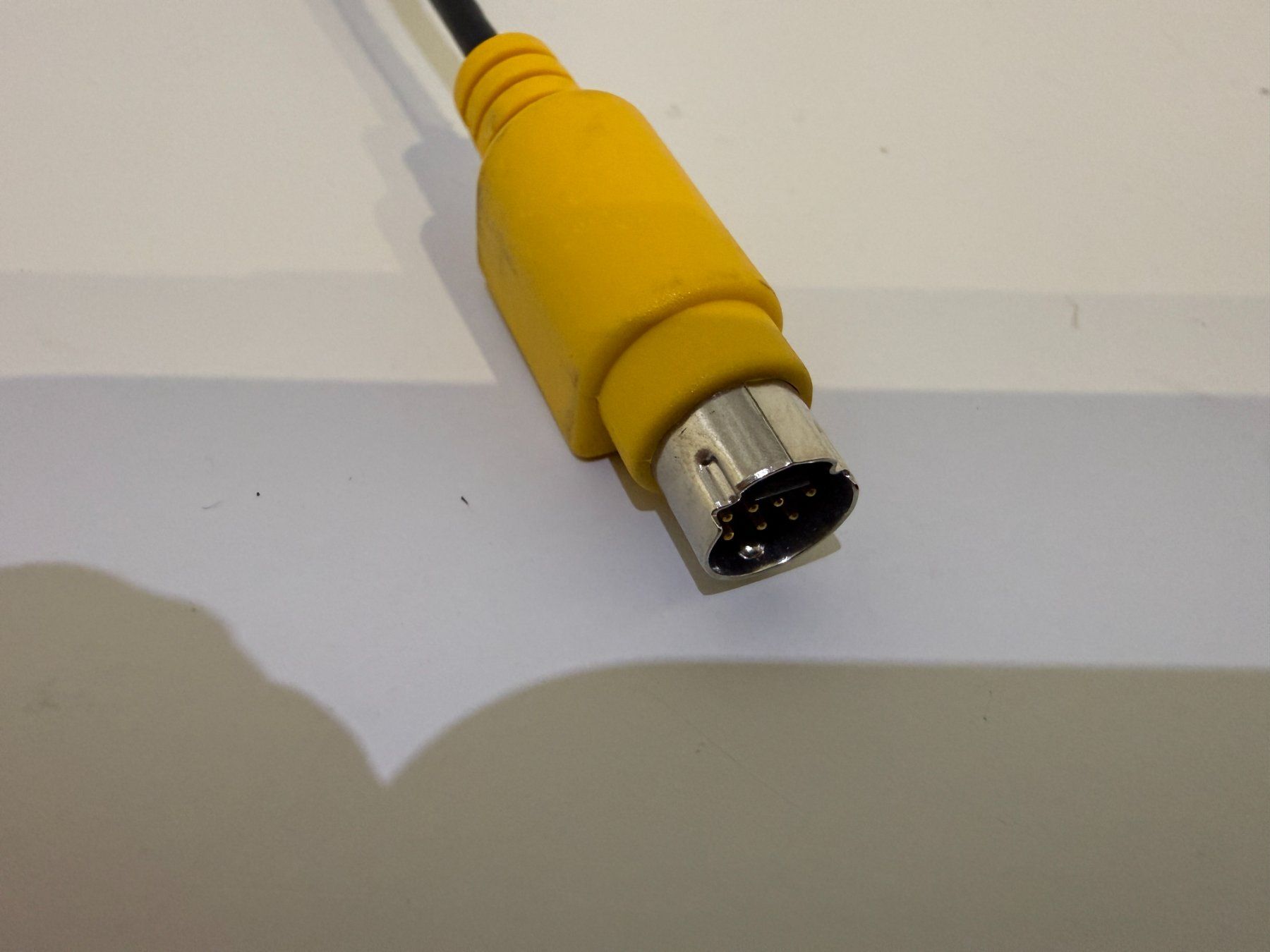 Cavi: Stecker S-Video auf Cinch Buchse Composite Video – Nuovo (secondo la descrizione) da Unterengstringen venduto da Tnovus 1