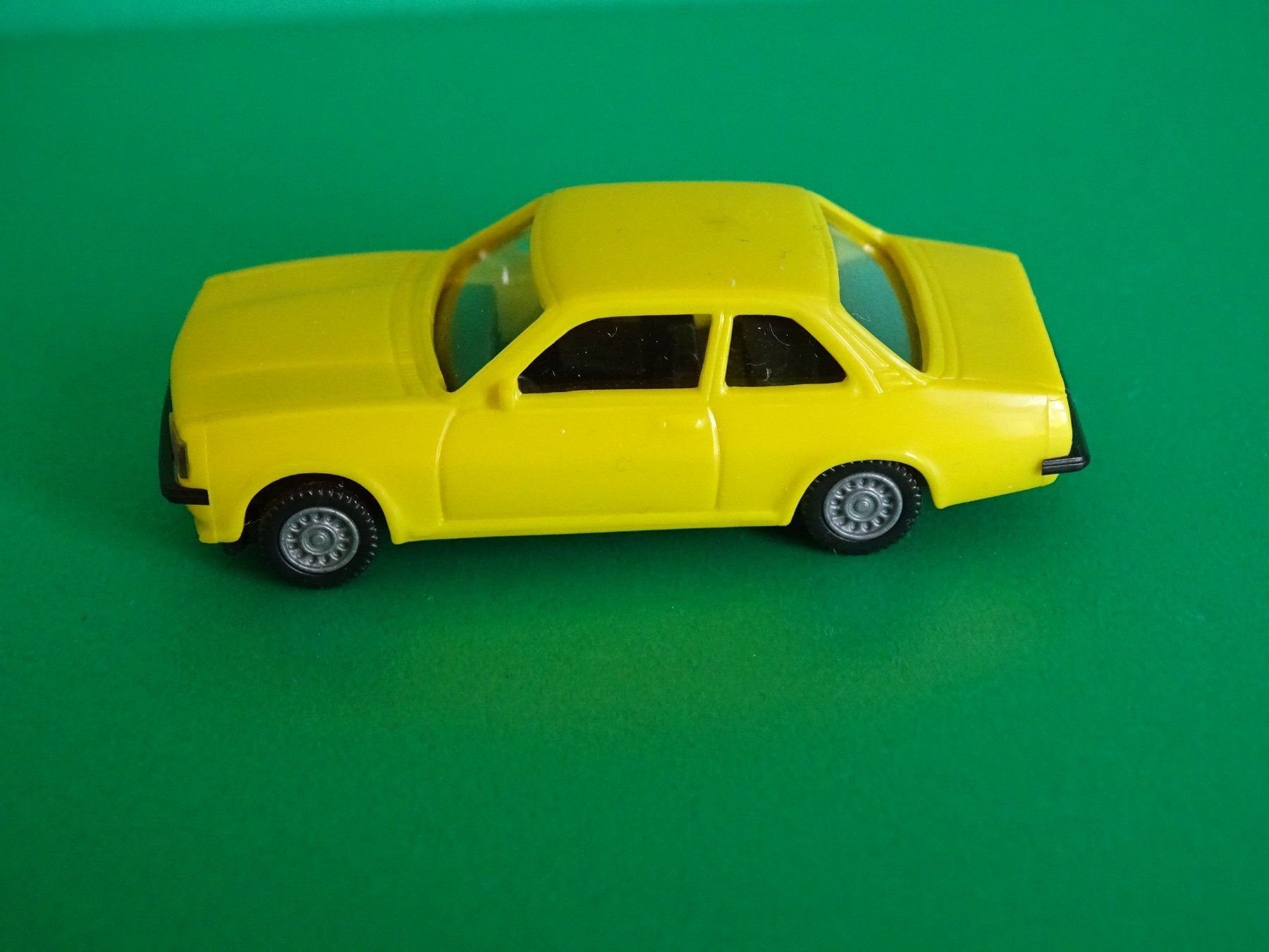 Opel Modellini d'auto: Opel Ascona von Euromodel 1/87 – Nuovo (secondo la descrizione) da Bretzwil venduto da Meex 2