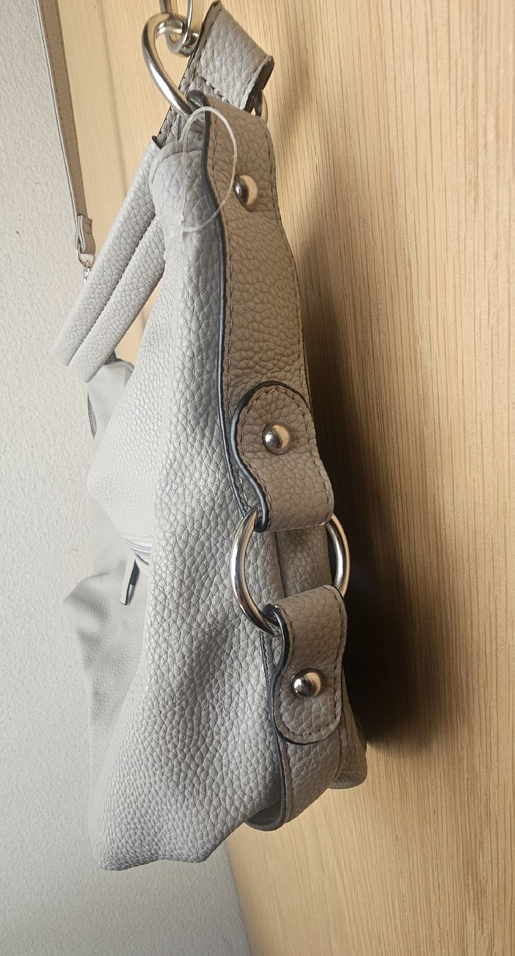 Sacs femmes: Damen Handtasche hellgrau, Kunstleder – Neuf (Voir description) à Arbon par Flyaway8 4