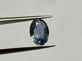 Unbehandelt. Saphir 1.47ct, mit IGI Zertifikat - TOP Stein!