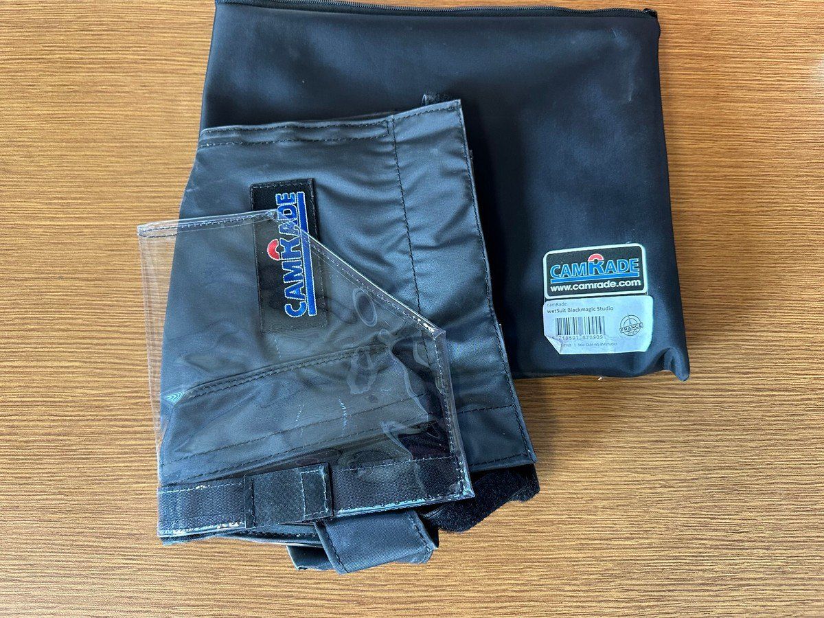 Supporti a parete: Blackmagic 2.5k & 4k Wetsuit Rain Cover Camrade – Usato da Vaduz venduto da mar_5rks 1