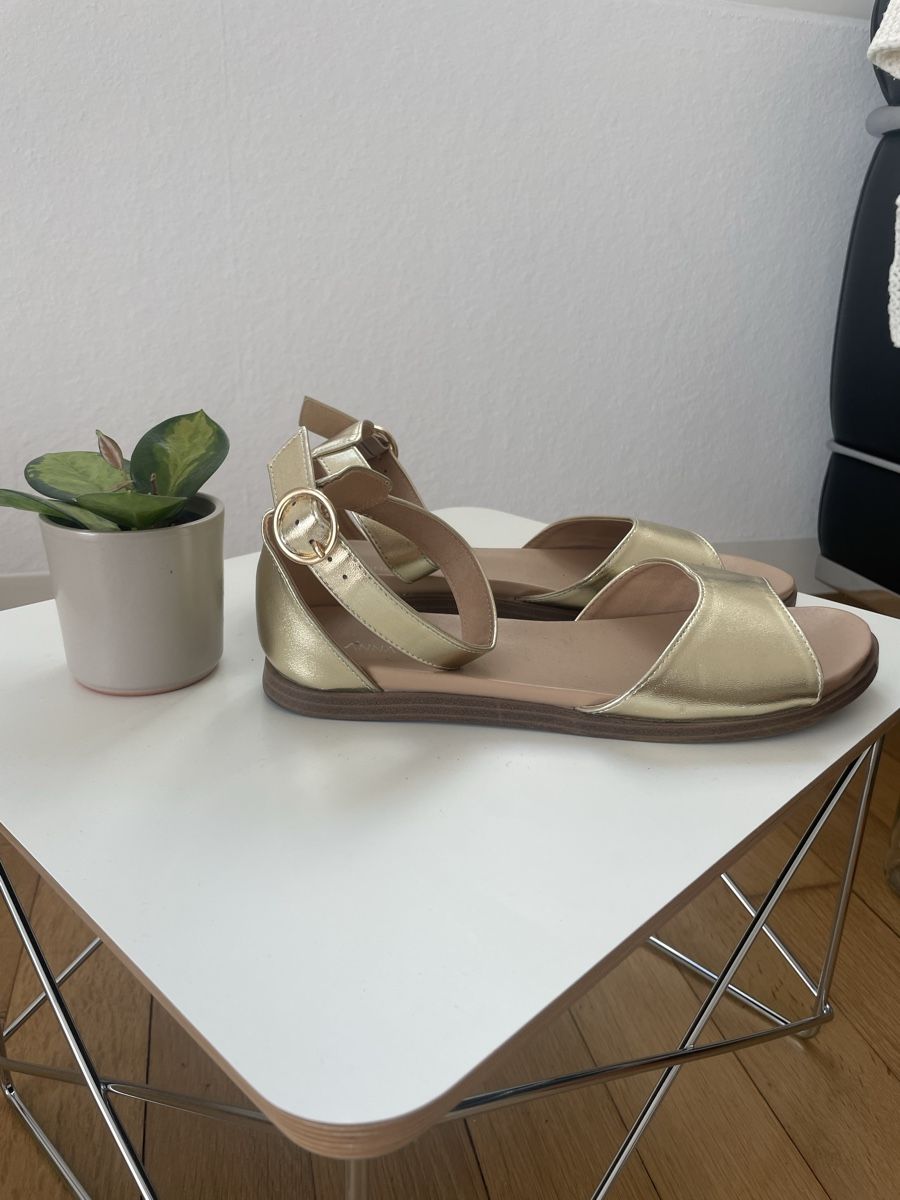 Anna Field Damenschuhe: Sommer-Sandalen, goldig, Grösse 38 – Gebraucht aus Zollikofen von LeaMilena 1