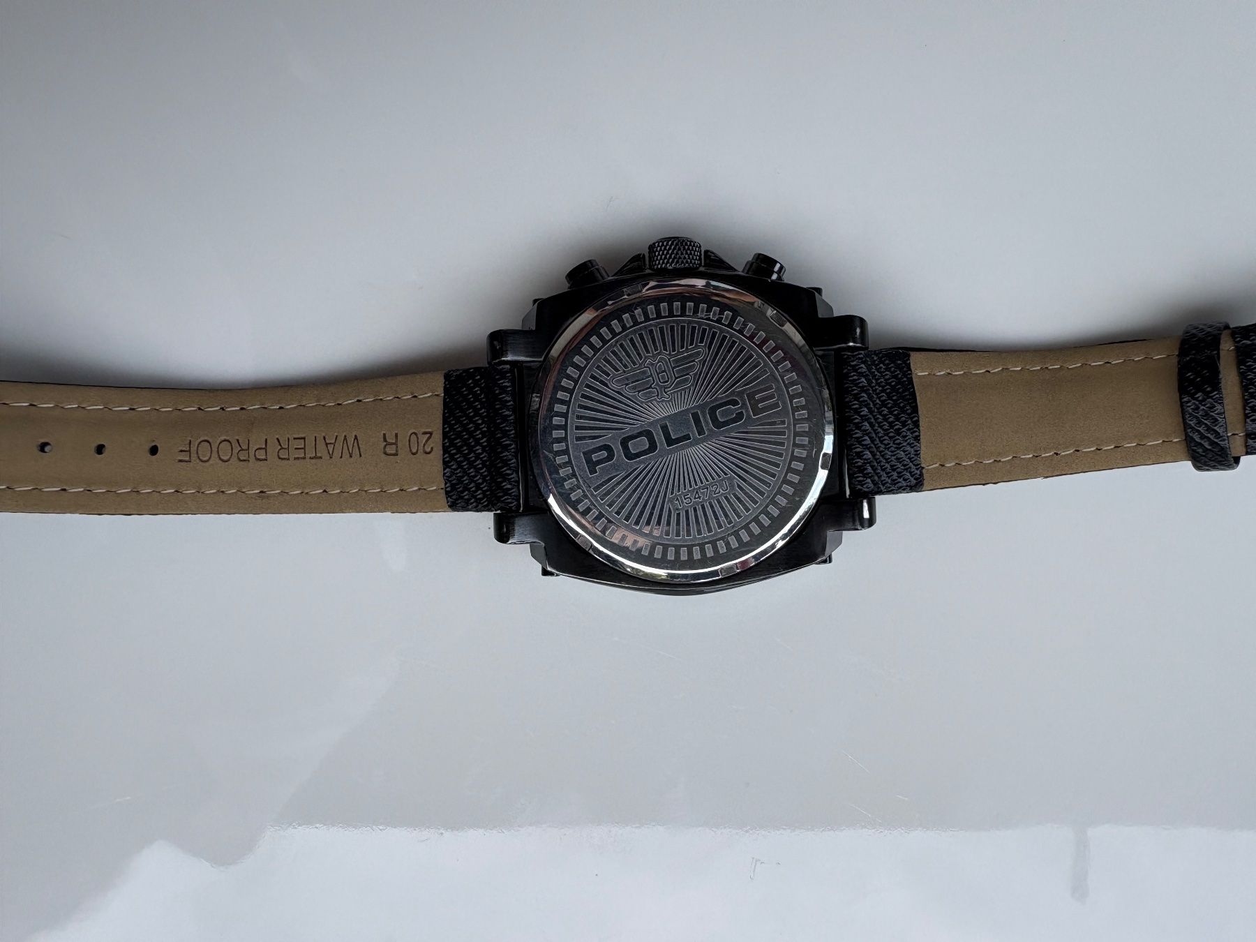 Police Uhren: Montre Police – Gebraucht aus Vevey von carybde 2