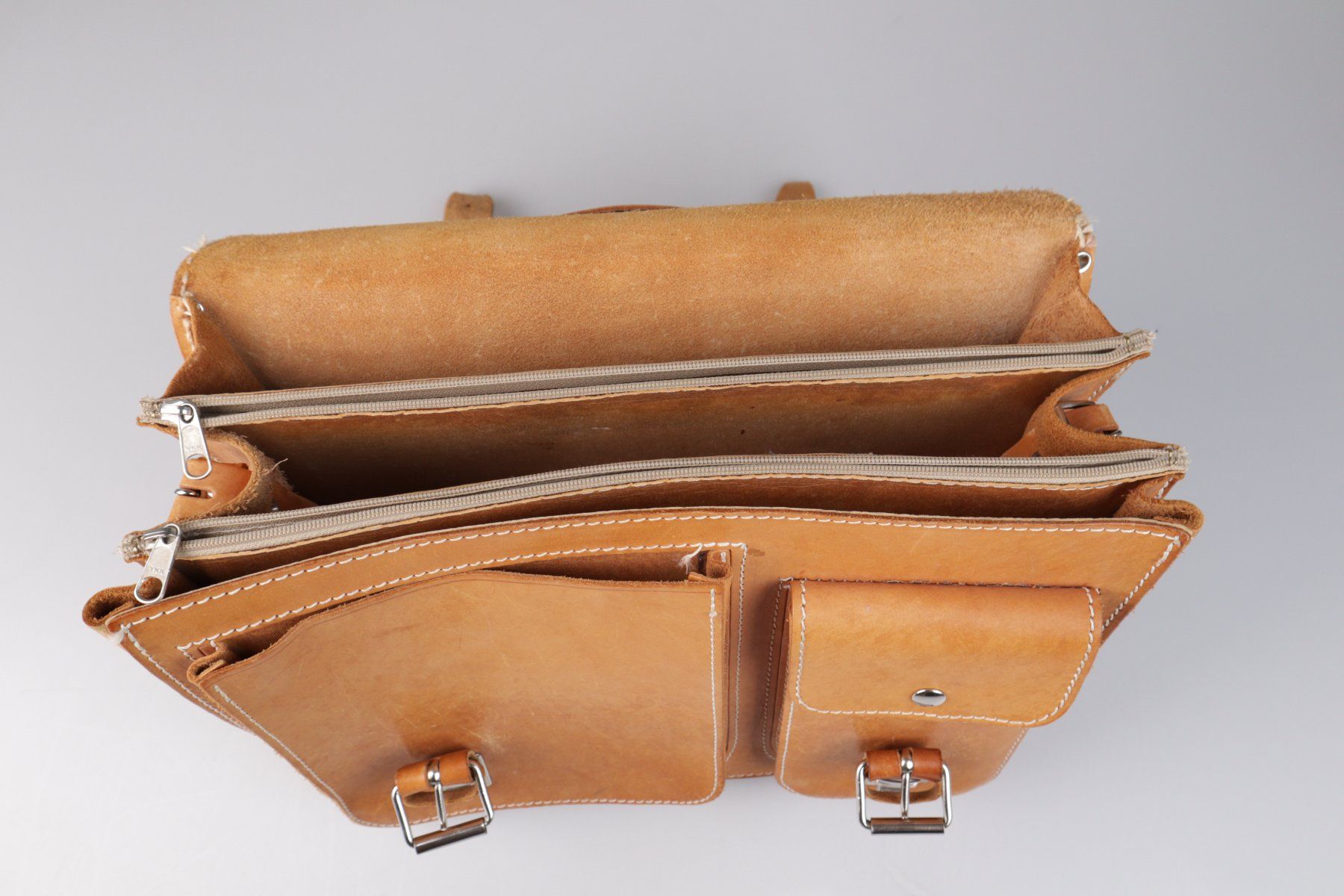 Sacs: Ledertasche Original ruitertassen – D'occasion à Volketswil par brockipfannenstil 2