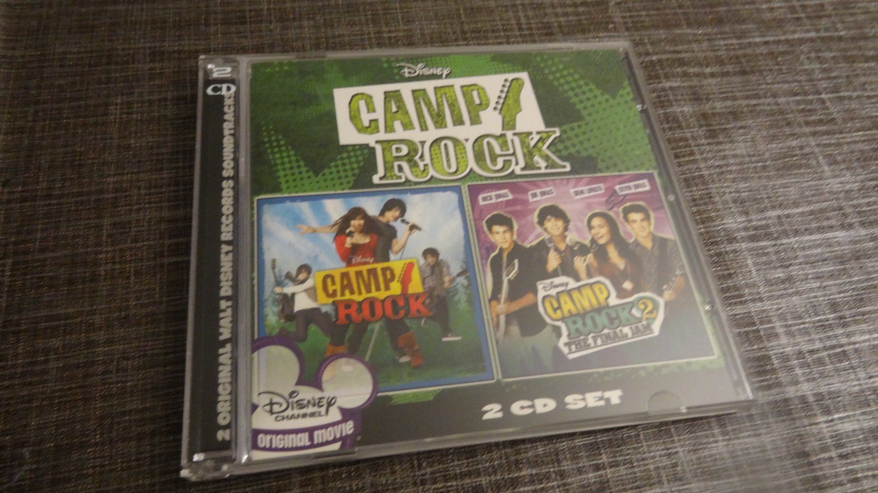CDs: Camp Rock - 2 CD Set Soundtrack CD – D'occasion à Olten par Disc-Ausverkauf