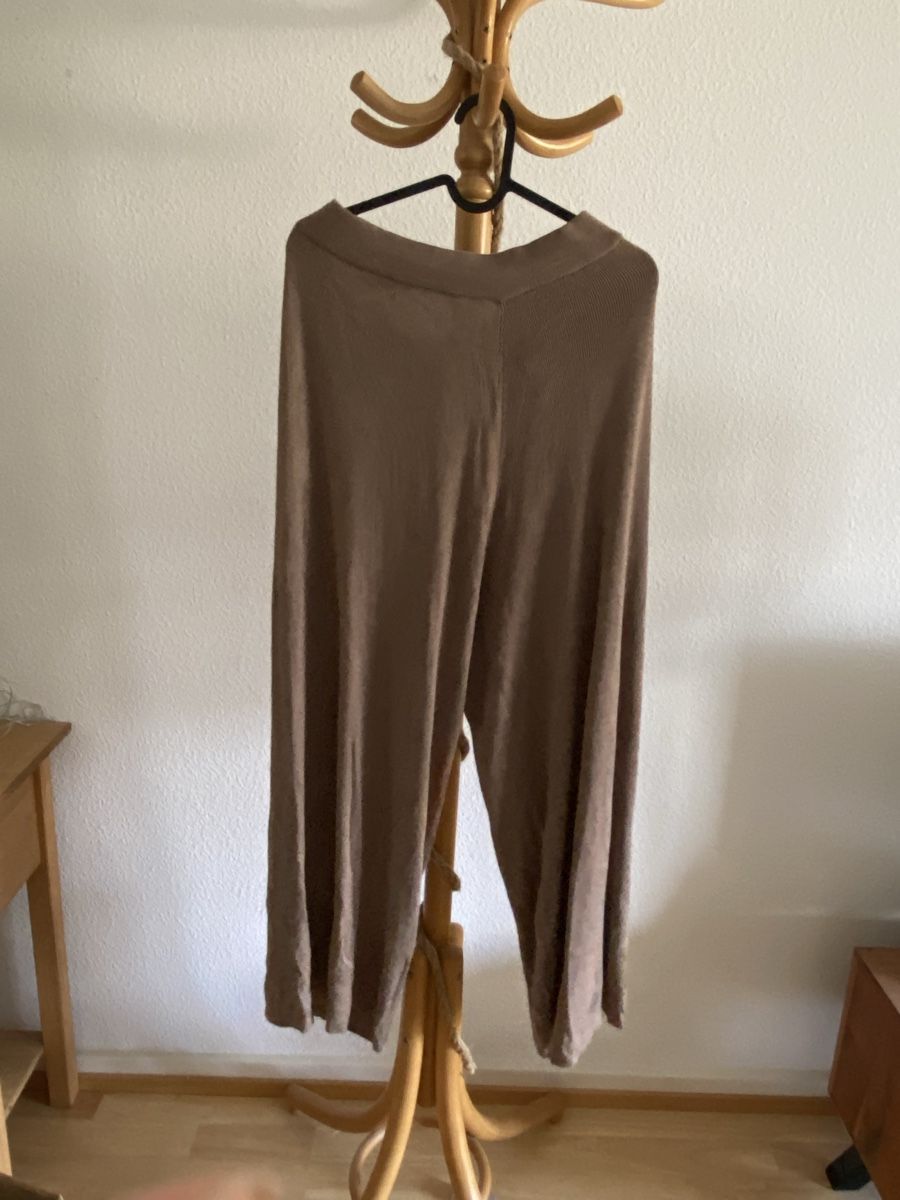 Lots de vêtements: Kleiderpaket Frauen – D'occasion à Basel par val_t8jm