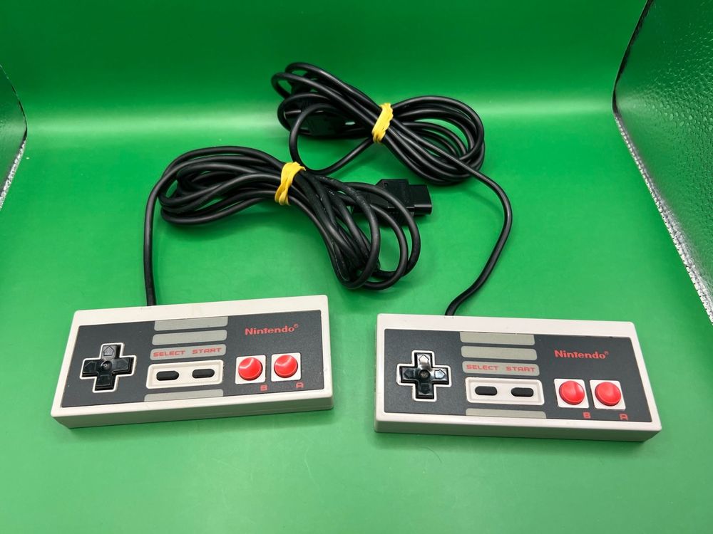 Nes Controller Nes 004e 2 Stück Kaufen Auf Ricardo