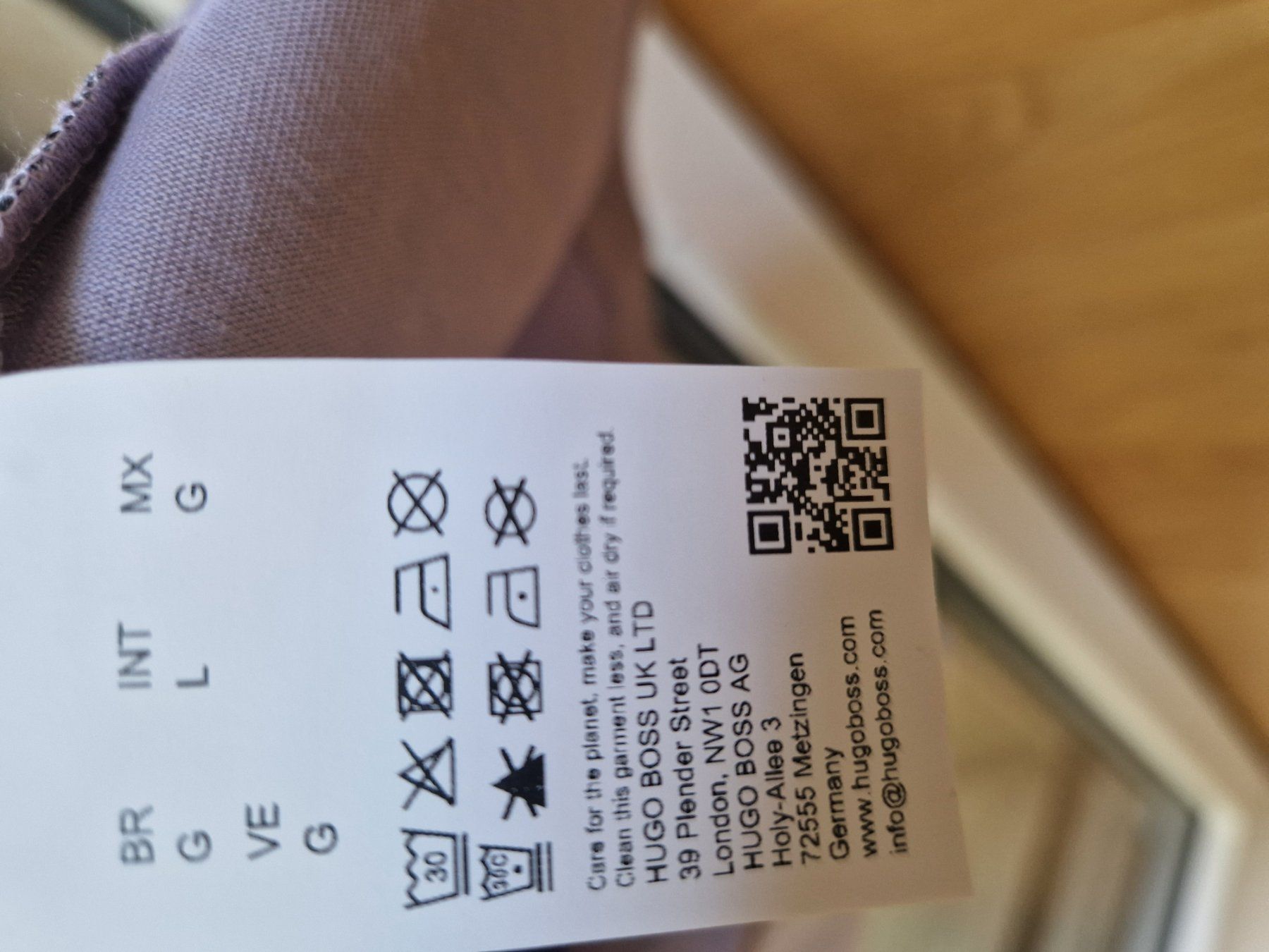 Hugo Boss T-shirt: T-Shirt BOSS – Nuovo e nell'imballaggio originale da Uzwil venduto da ole_8t2v 4