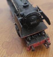 locomotive 🚂 à vapeur miniature, objet de collection.
