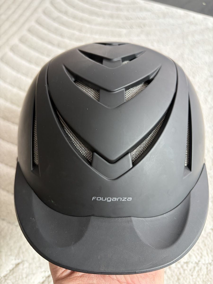 Decathlon Caschi: Reithelm schwarz Kinder – Usato da Rickenbach SZ venduto da Ando666