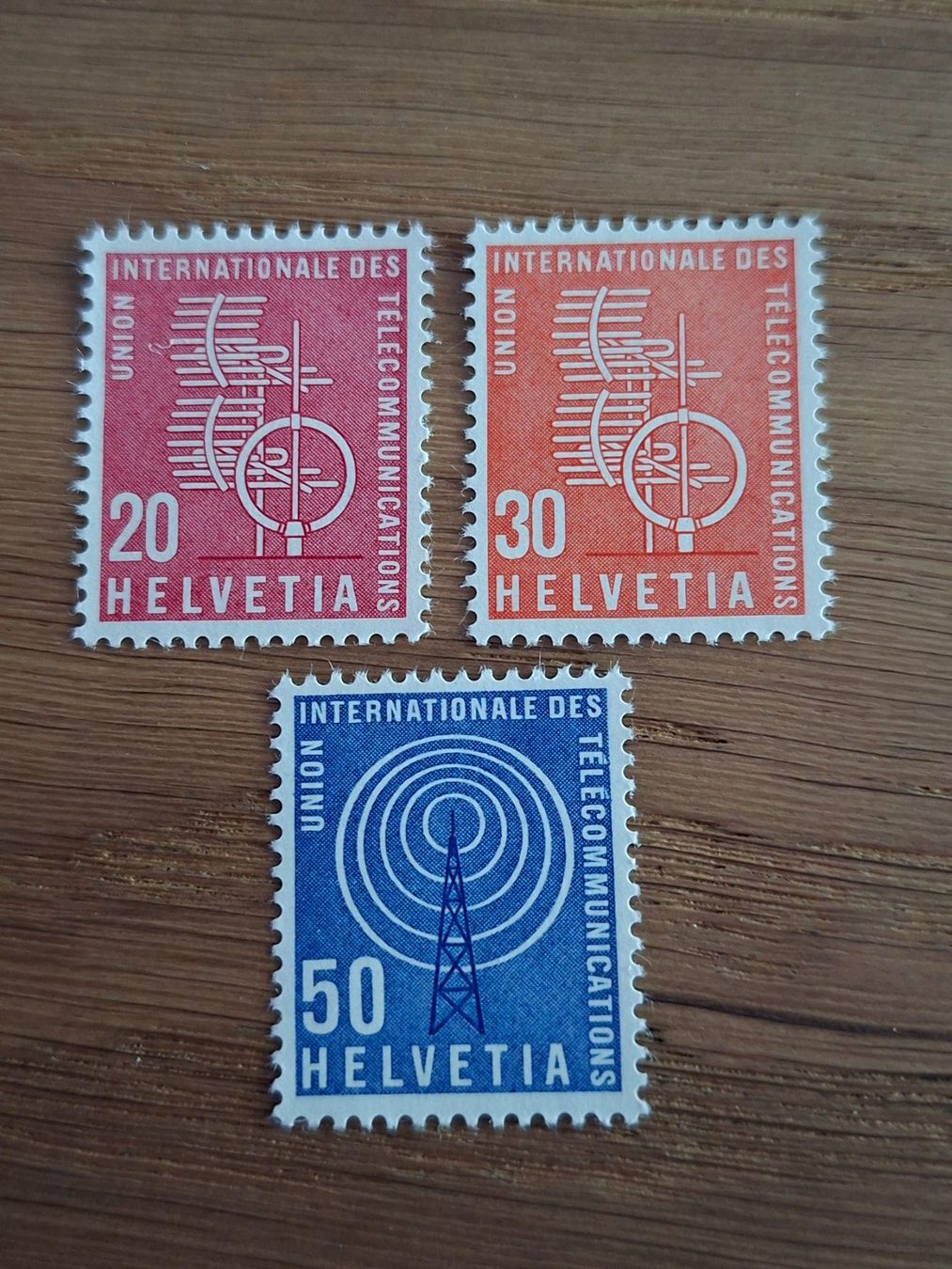 Tutti i francobolli: Dienstmarken: UIT 1960 – Nuovo (secondo la descrizione) da Hinterkappelen venduto da 1399