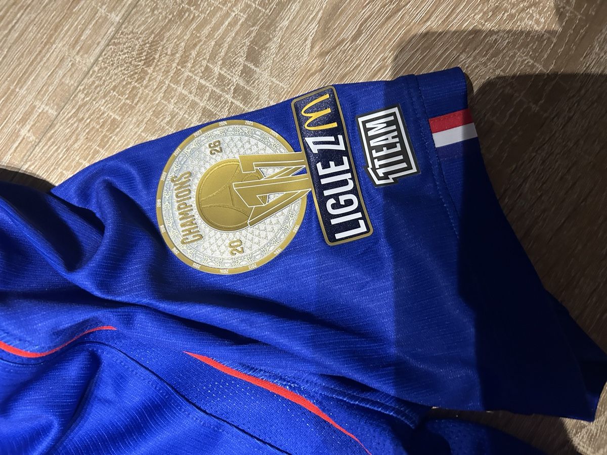 Nike Leibchen & Hosen: Maillot de foot  – Neu und originalverpackt aus Yvorne von loulou2002 1