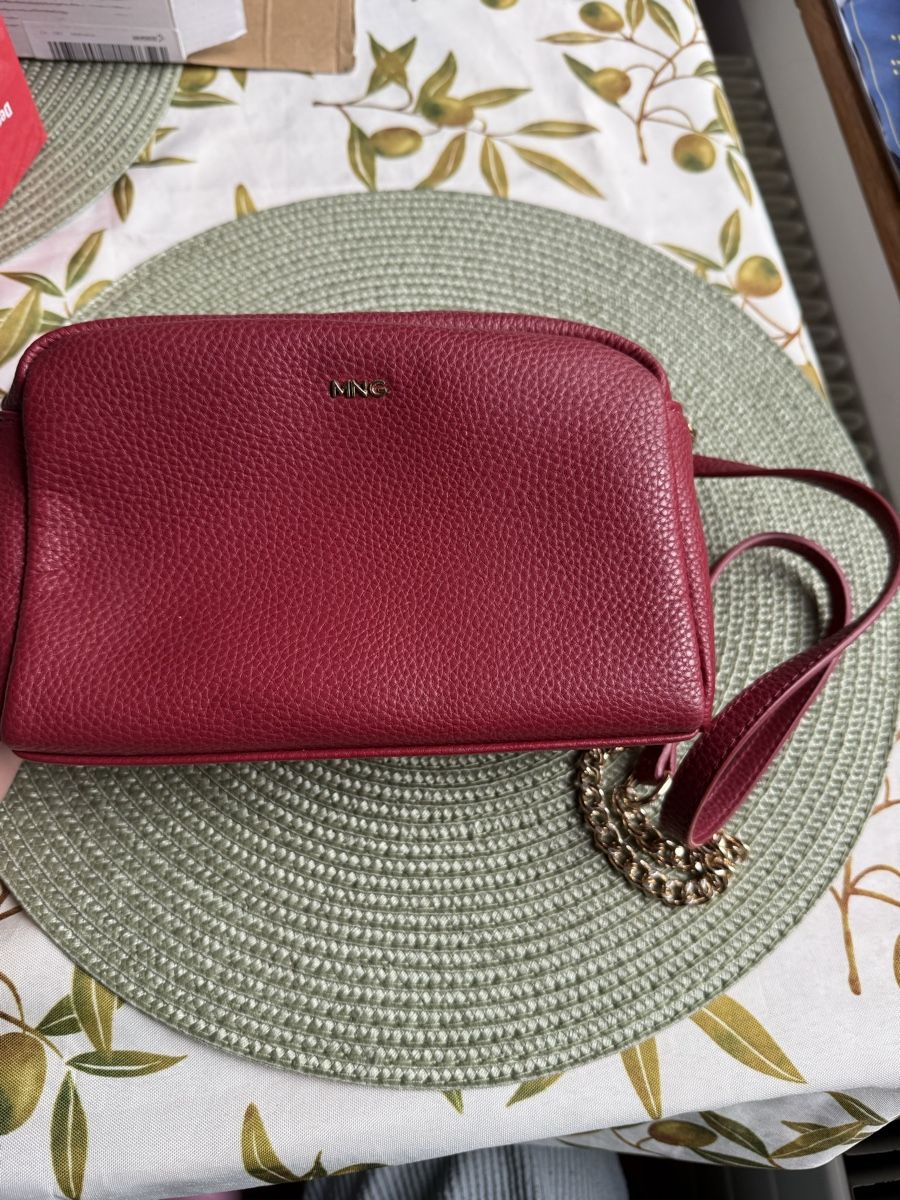 Sacs femmes: Mango perfect condition small clutch – D'occasion à Pully par vik_2mrb 3