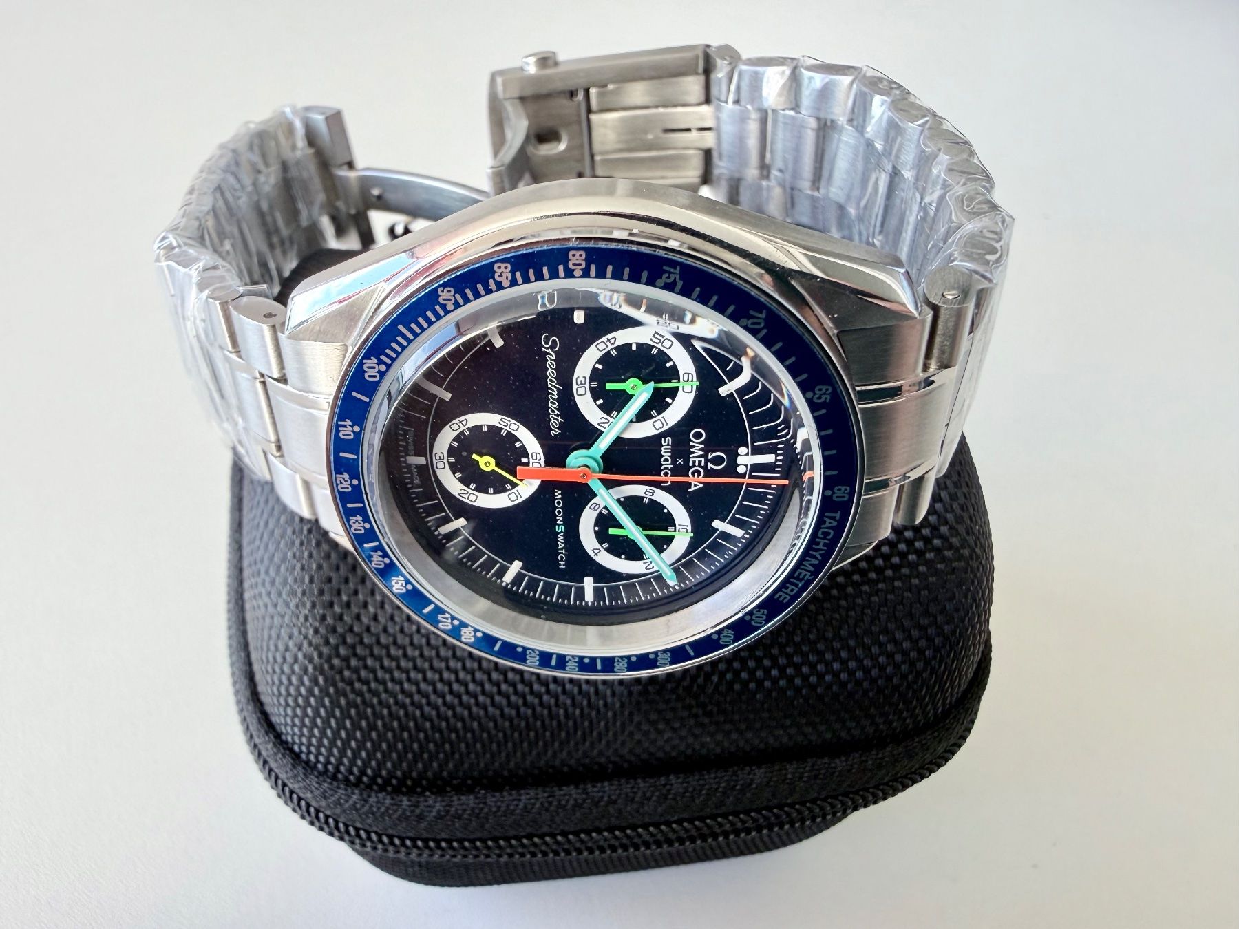 Swatch Orologi: Unique customised Moonswatch, Stainless steel, Blue bezel, – Nuovo (secondo la descrizione) da Le Mont-sur-Lausanne venduto da LycaGallery