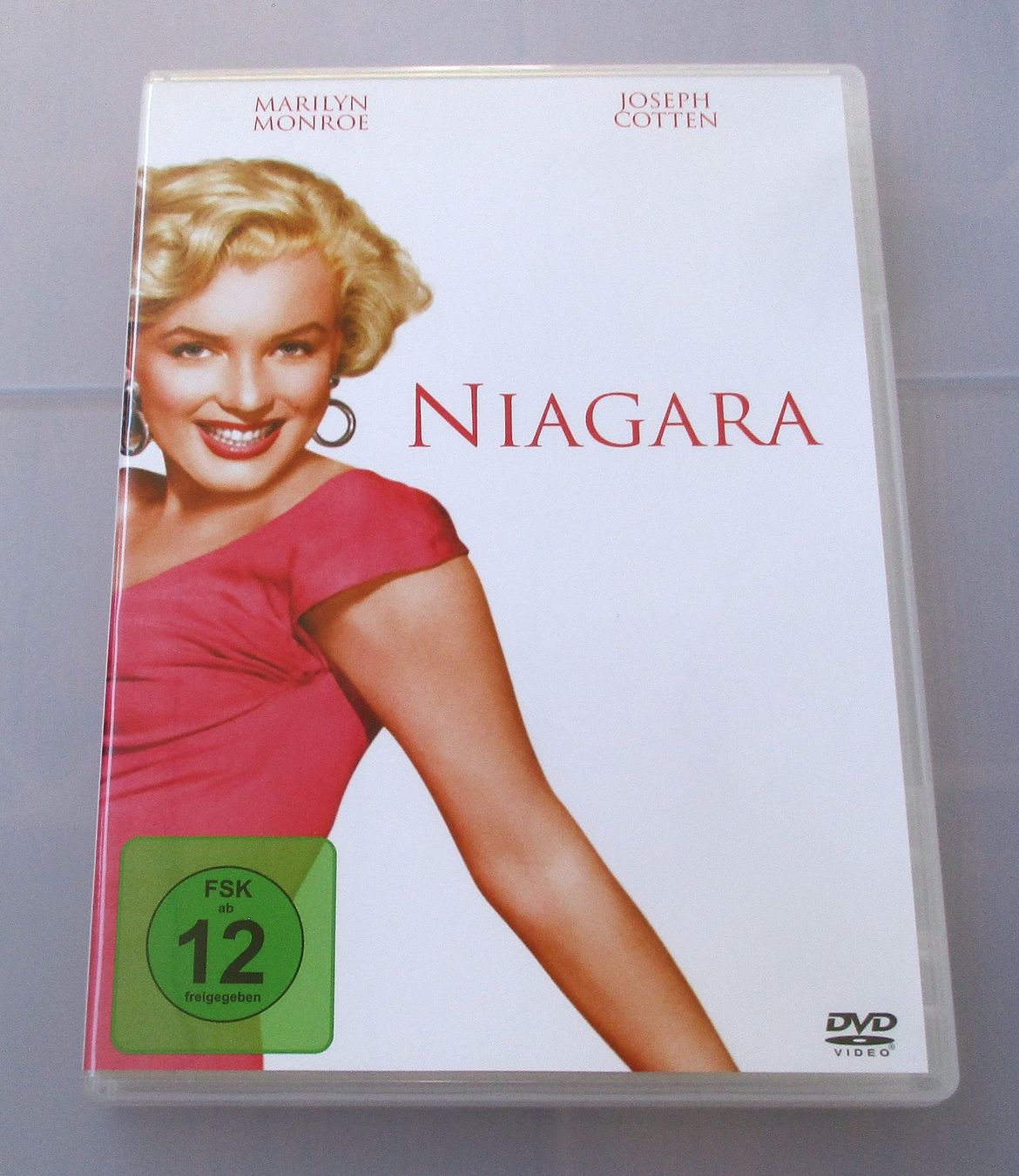 Tous les DVDs: NIAGARA - Marilyn Monroe – D'occasion à Wattwil par Muriel10