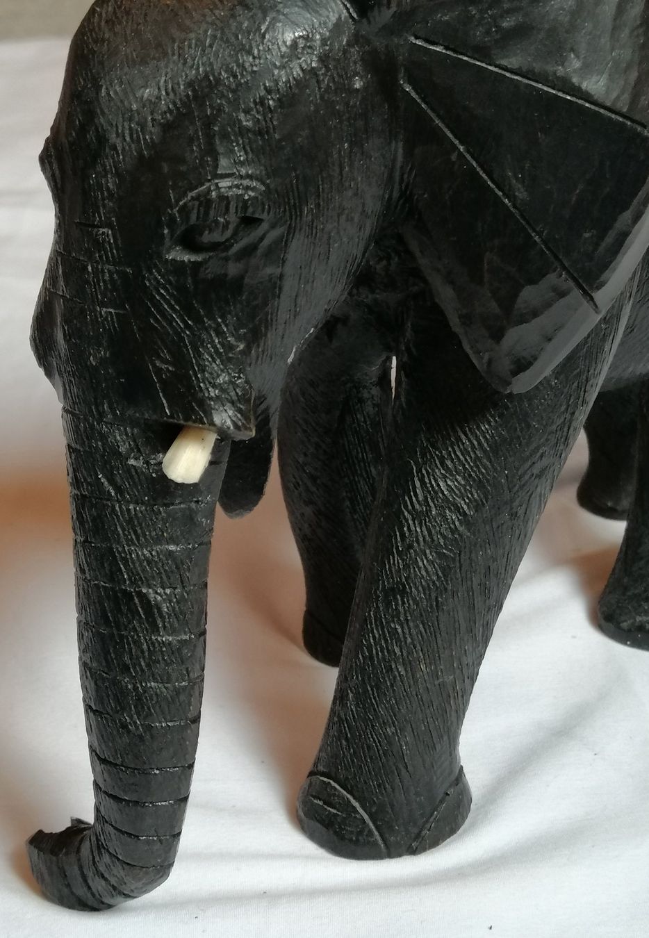 Tutte le decorazioni: Elefant schwarz -  ca. 20 x 9 x 14 cm – Usato da Oberriet SG venduto da Atir47 6