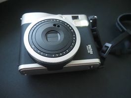Fujifilm Instax Mini 90 Neo Classic Kamera
