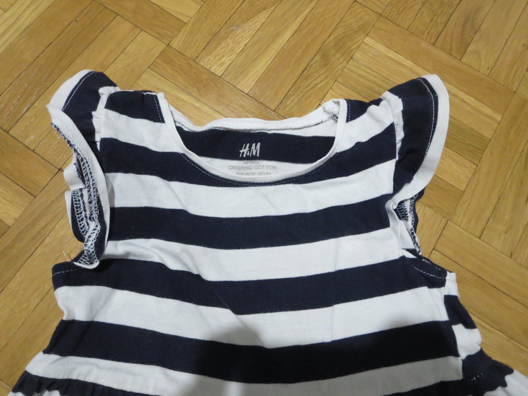 H&M Vestiti & Gonne: Mädchen Kleid /Gr. 96/104 – Usato da Wallisellen venduto da Arvenstube 1