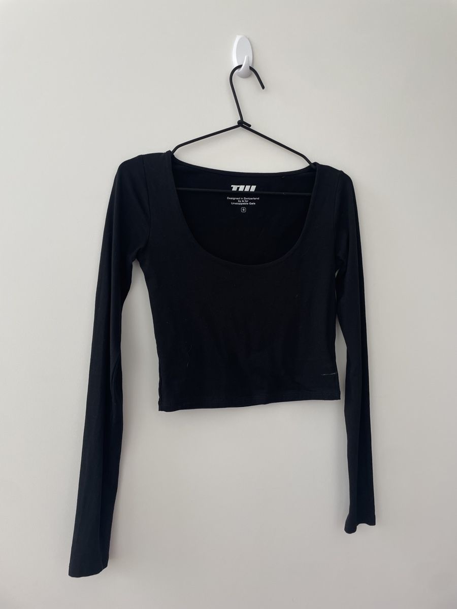 Tally Weijl Tops: Basic Langarm Oberteil schwar Grösse S – Gebraucht aus Menziken von belle.etz