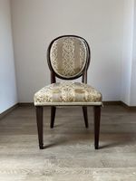 Chaise de style ancien – provenance palace 5★