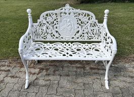 Massive Metall-Gartenbank, weiss, ornamental